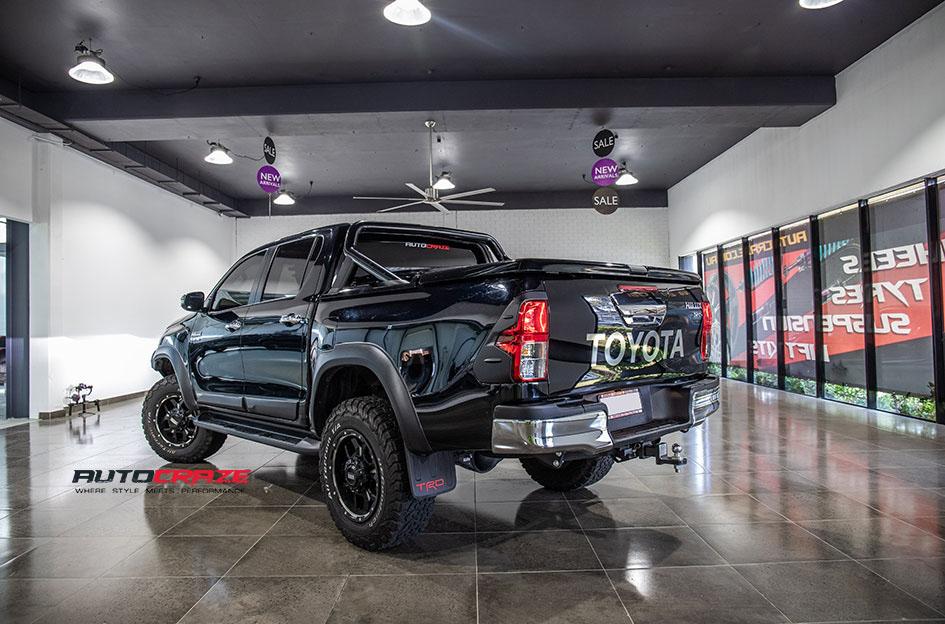 TOYOTA HILUX N80 4WD GD07 MATTE BLACK MILLED